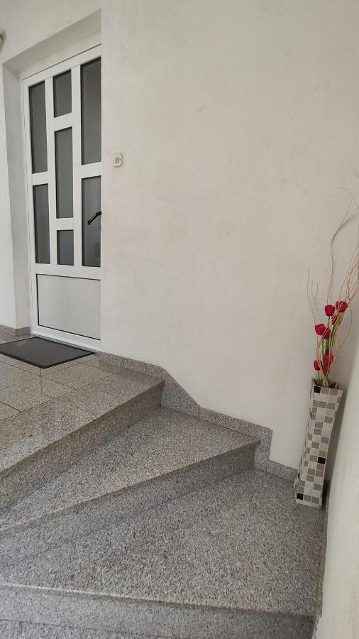Apartments Jadranka Makarska Exterior foto